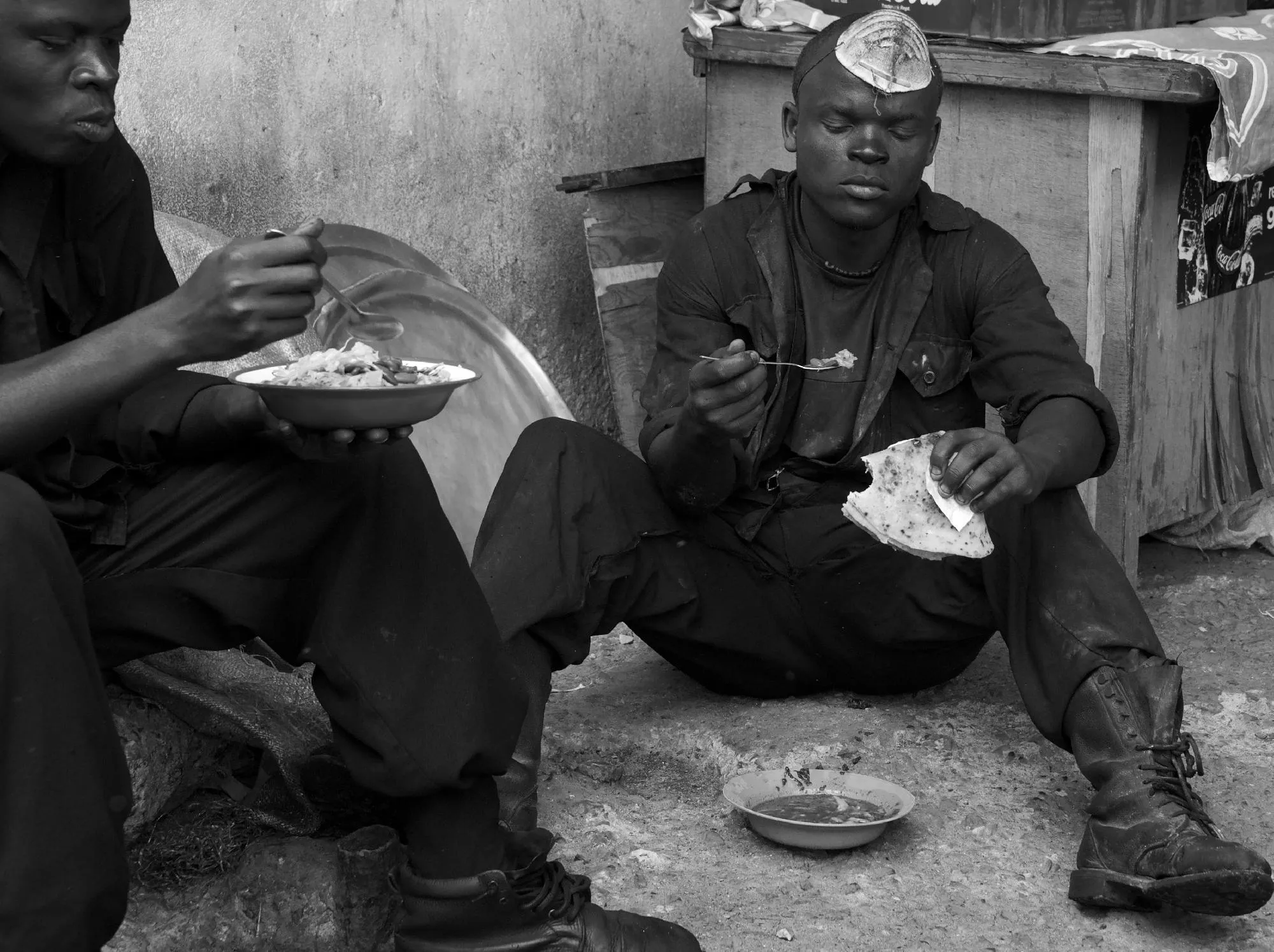 Nairobi, pause déjeuner dans la zone industrielle